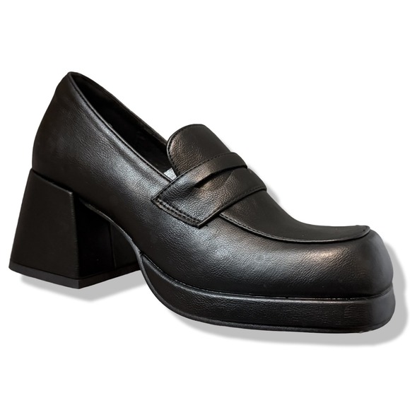 Shoes - NIB Womens Black Platform Chunky Heel Loafer Shoes Square Toe Retro Style Sz 5